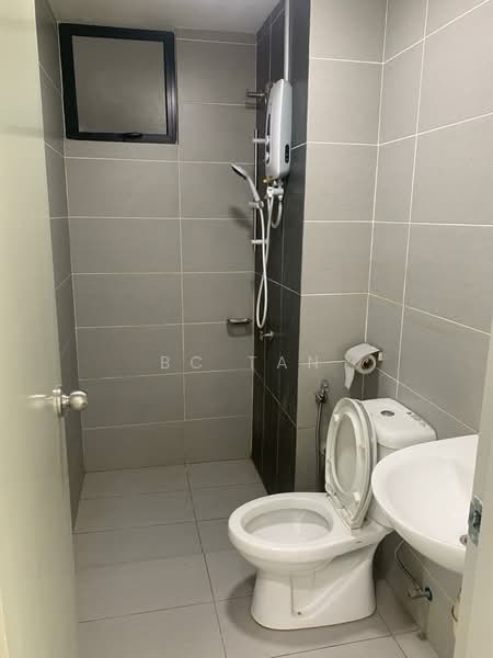 Kondominium untuk Disewa di Mizumi Residences - BC TAN - Bathroom - PropertyGuru.com.my