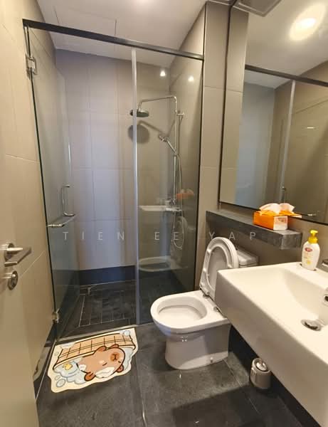 Service Residence for Rent at Bloomsvale Menara Vista Petaling - Tien Ee Yap - Bathroom - PropertyGuru.com.my