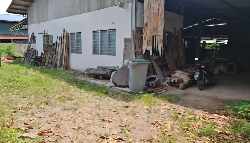 Kilang untuk Disewa di Kawasan Perindustrian Bukit Rambai (Bukit Rambai) - Eddy Leow - Exterior - PropertyGuru.com.my