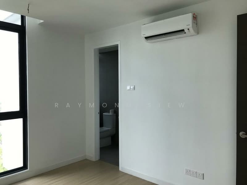 Service Residence for Sale at H2O Residences - Raymond Siew - Bathroom - PropertyGuru.com.my