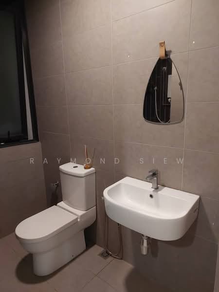 Service Residence for Sale at H2O Residences - Raymond Siew - Bathroom - PropertyGuru.com.my