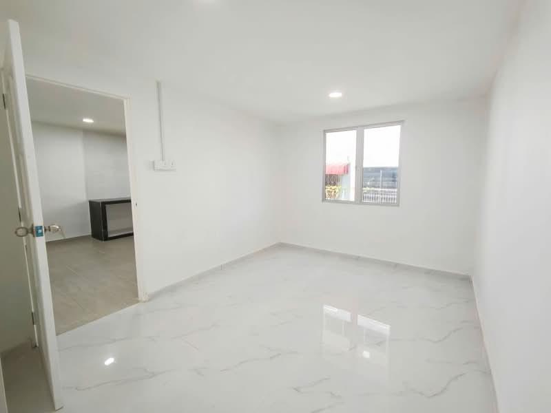 1-storey Terraced House for Sale in Taman Abad (Johor Bahru) - Aamani Lee - Interior - PropertyGuru.com.my