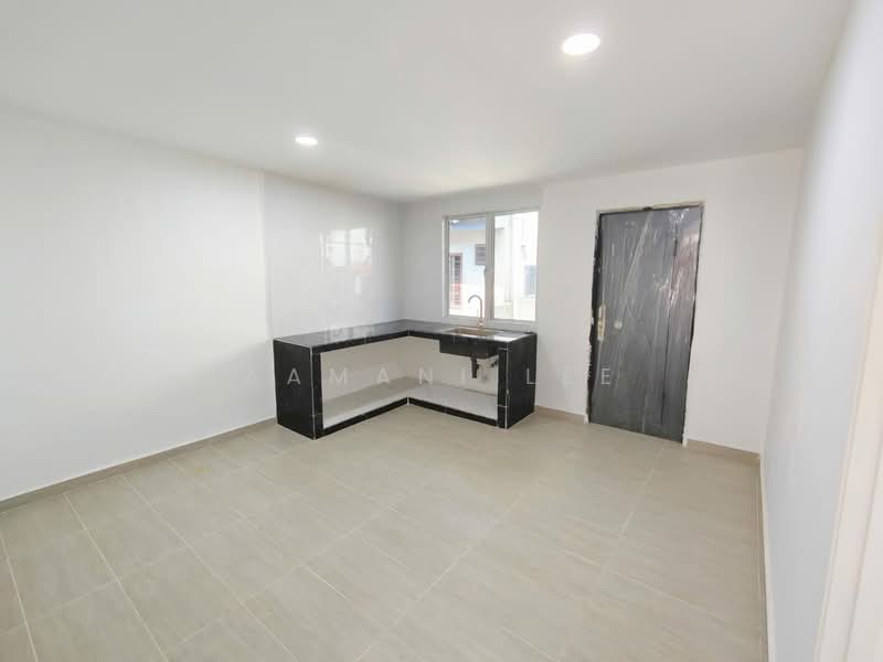 1-storey Terraced House for Sale in Taman Abad (Johor Bahru) - Aamani Lee - Kitchen - PropertyGuru.com.my