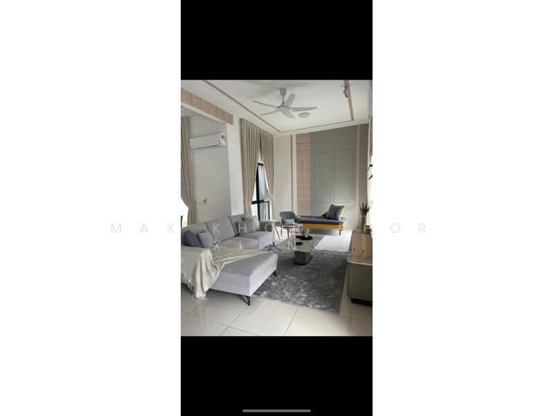 Rumah Berkembar untuk Dijual di Setia Alam (Selangor) - Max Khor Phor xiong - Living Room - PropertyGuru.com.my