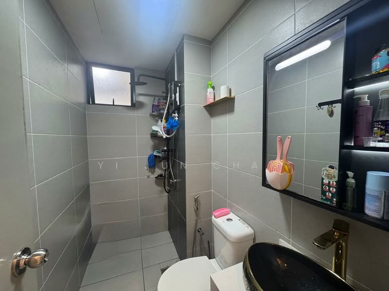 Kondominium untuk Dijual di Mizumi Residences - Yi Jun Cham - Bathroom - PropertyGuru.com.my