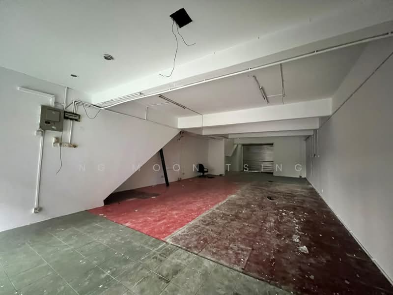 Shop for Rent in Taman Koperasi Polis (Batu Caves) - Ng Moon Tsing - Interior - PropertyGuru.com.my