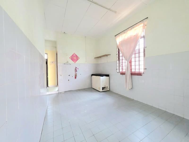 Rumah Teres 1 Tingkat untuk Dijual di Taman Megah Ria (Masai) - Zach Law - Interior - PropertyGuru.com.my