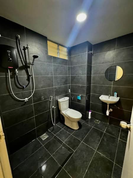 Service Residence for Rent at Midas @ Seri Alam - Sin Yie - Bathroom - PropertyGuru.com.my