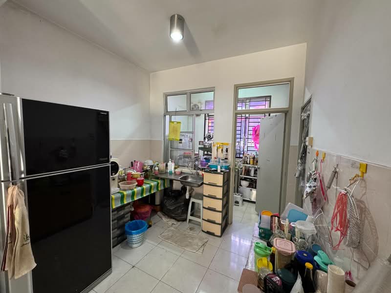 Rumah Teres 2.5 Tingkat untuk Dijual di Johor Bahru (Johor) - Rain Ng - Kitchen - PropertyGuru.com.my