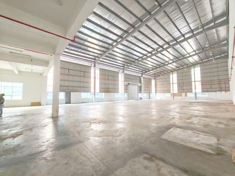 Factory for Rent in Taman Perindustrian Cemerlang (Ulu Tiram) - Aamani Lee - Interior - PropertyGuru.com.my