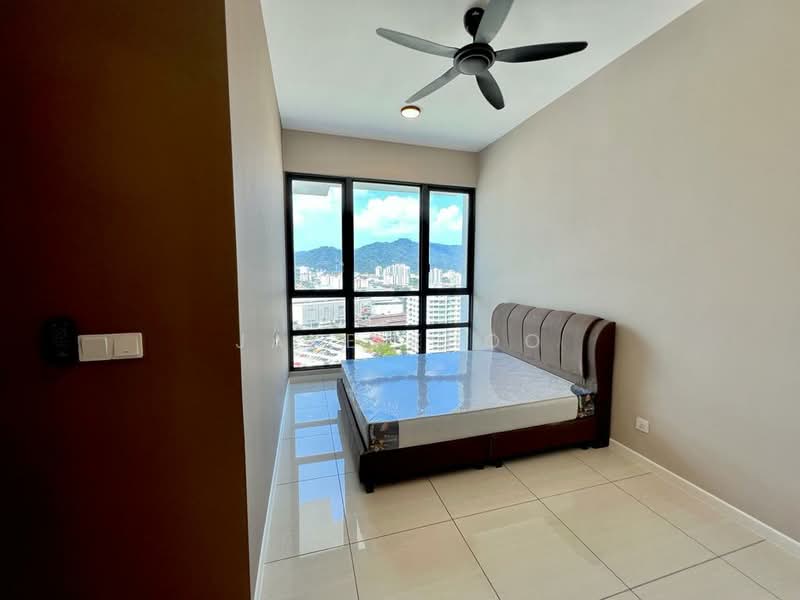 Kondominium untuk Disewa di Queens Residences Q1 @ Queens Waterfront - Jake Khoo - Bedroom - PropertyGuru.com.my