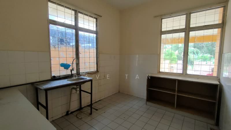 Bungalow for Sale in Bukit Beruntung (Serendah) - Dave Tan - Kitchen - PropertyGuru.com.my
