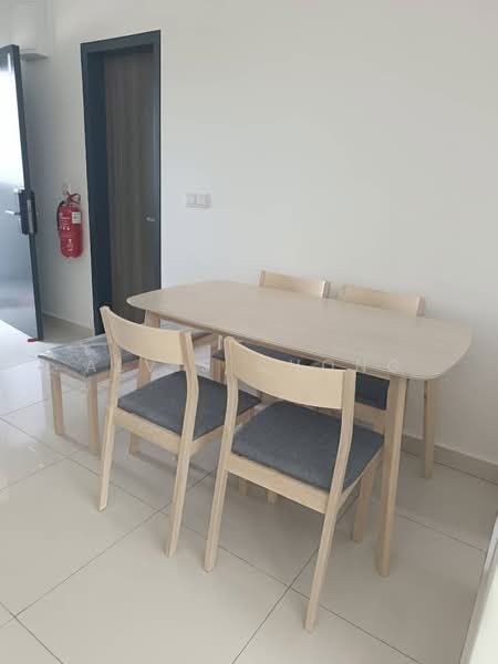 Servis Apartment untuk Disewa di The New Duo @ Edumetro - Alvis Chong - Dining Room - PropertyGuru.com.my