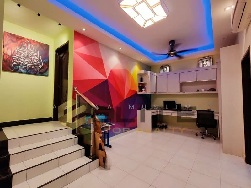 Rumah Teres 2 Tingkat untuk Dijual di Taman Lagenda Putra (Kulai) - Azlina Muslim - Study - PropertyGuru.com.my