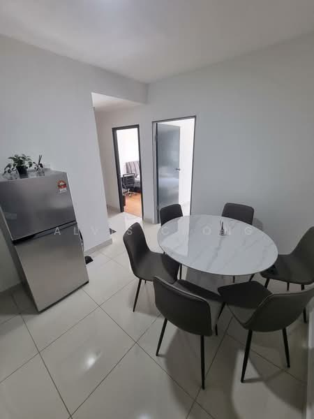 Servis Apartment untuk Disewa di The New Duo @ Edumetro - Alvis Chong - Dining Room - PropertyGuru.com.my