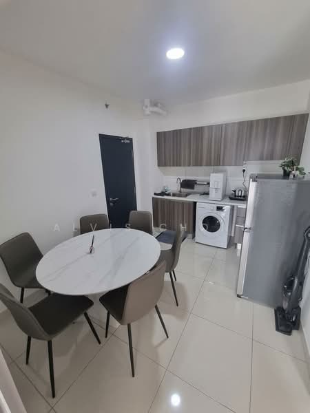 Servis Apartment untuk Disewa di The New Duo @ Edumetro - Alvis Chong - Dining Room - PropertyGuru.com.my