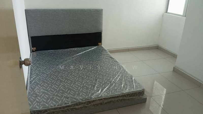 Pangsapuri untuk Disewa di Seri Molek Perdana - Mavis Hew - Bedroom - PropertyGuru.com.my