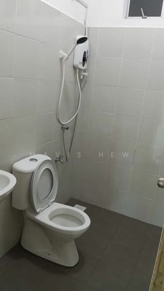 Pangsapuri untuk Disewa di Seri Molek Perdana - Mavis Hew - Bathroom - PropertyGuru.com.my
