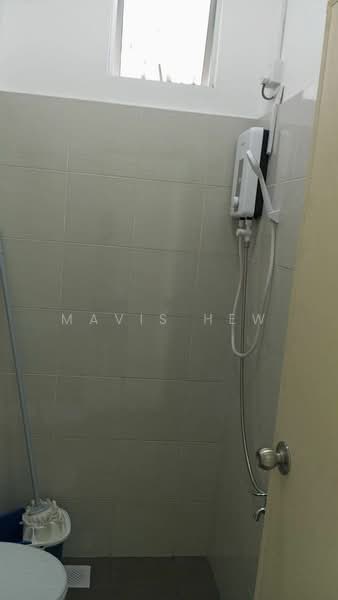 Pangsapuri untuk Disewa di Seri Molek Perdana - Mavis Hew - Bathroom - PropertyGuru.com.my