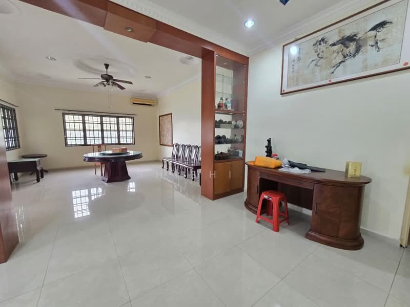 Rumah Banglo untuk Dijual di Bandar Putra (Kulai) - Shishi . - PropertyGuru.com.my