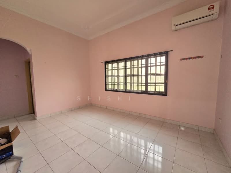 Rumah Banglo untuk Dijual di Bandar Putra (Kulai) - Shishi . - PropertyGuru.com.my