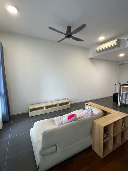 Servis Apartment untuk Disewa di Ativo Suites @ Damansara Avenue - Wennie Liew - Living Room - PropertyGuru.com.my