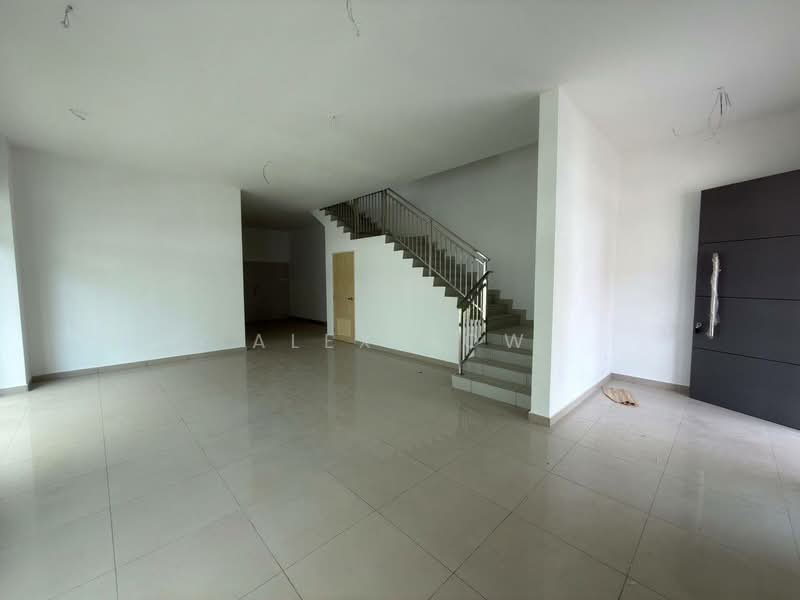 Cluster House for Sale in Kulai (Johor) - Alex How - Living Room - PropertyGuru.com.my