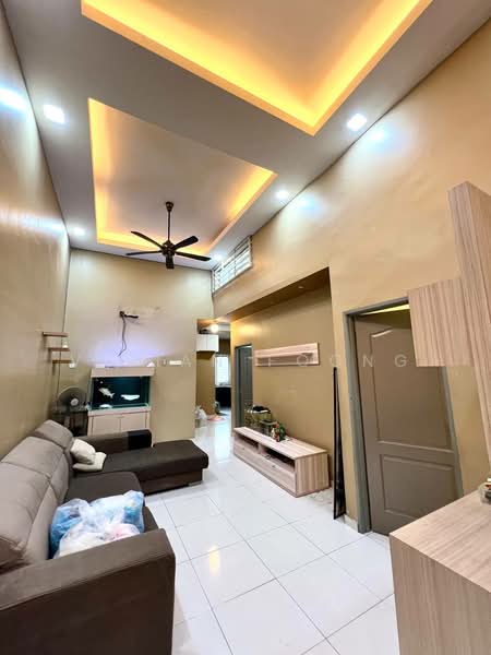 Rumah Teres 1 Tingkat untuk Dijual di Taman Chemor Idaman (Chemor) - Vivian Foong - Living Room - PropertyGuru.com.my