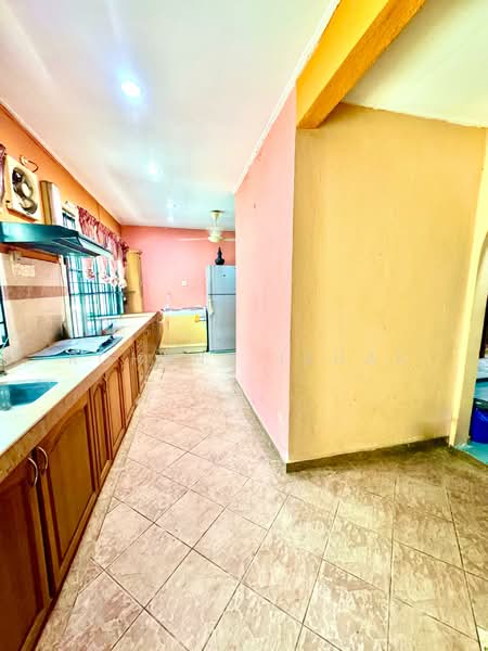 Rumah Teres 2 Tingkat untuk Dijual di Subang Jaya (Selangor) - Rohana Ishak - Kitchen - PropertyGuru.com.my