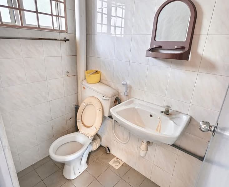 2.5-storey Terraced House for Sale in Taman Sri Sinar (Segambut) - CCS Shan - Bathroom - PropertyGuru.com.my