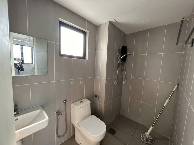 Servis Apartment untuk Disewa di Damai Residence - Jane Yap - Bathroom - PropertyGuru.com.my