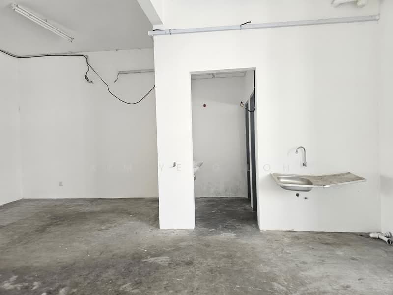 Kedai untuk Disewa di Gelang Patah (Johor) - Kim Yeng Loh - Interior - PropertyGuru.com.my