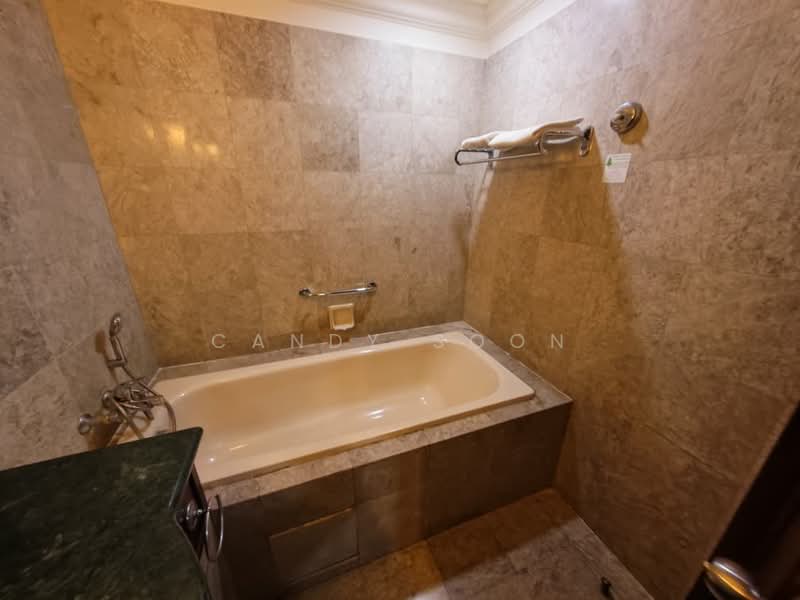 Servis Apartment untuk Dijual di Berjaya Times Square - Candy Soon - Bathroom - PropertyGuru.com.my