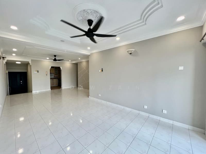 Kondominium untuk Disewa di Kemuncak Shah Alam - Adaw Zain - Living Room - PropertyGuru.com.my