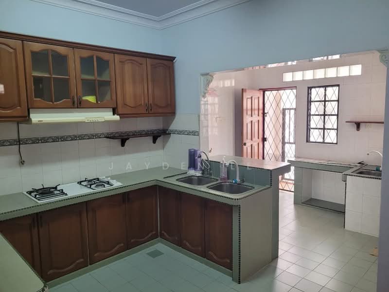 Rumah Teres 2 Tingkat untuk Dijual di Taman Wawasan (Puchong) - Jayden Lee - Kitchen - PropertyGuru.com.my
