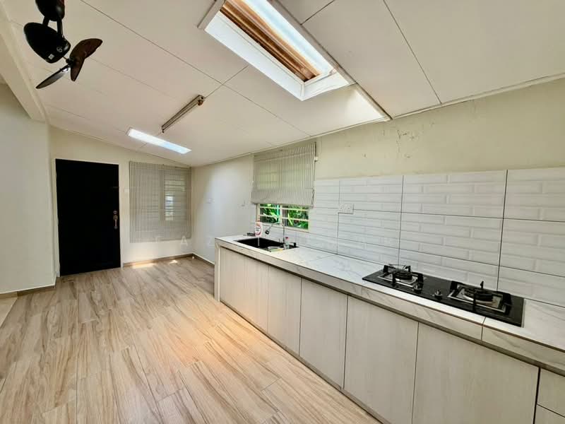 Rumah Berkembar untuk Dijual di Taman Desaria (Nilai) - Fazri Omar - PropertyGuru.com.my