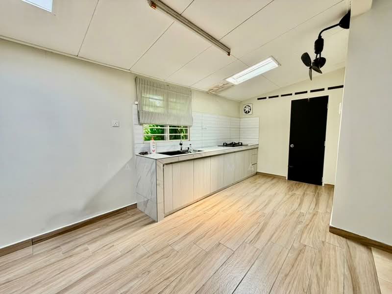 Rumah Berkembar untuk Dijual di Taman Desaria (Nilai) - Fazri Omar - PropertyGuru.com.my