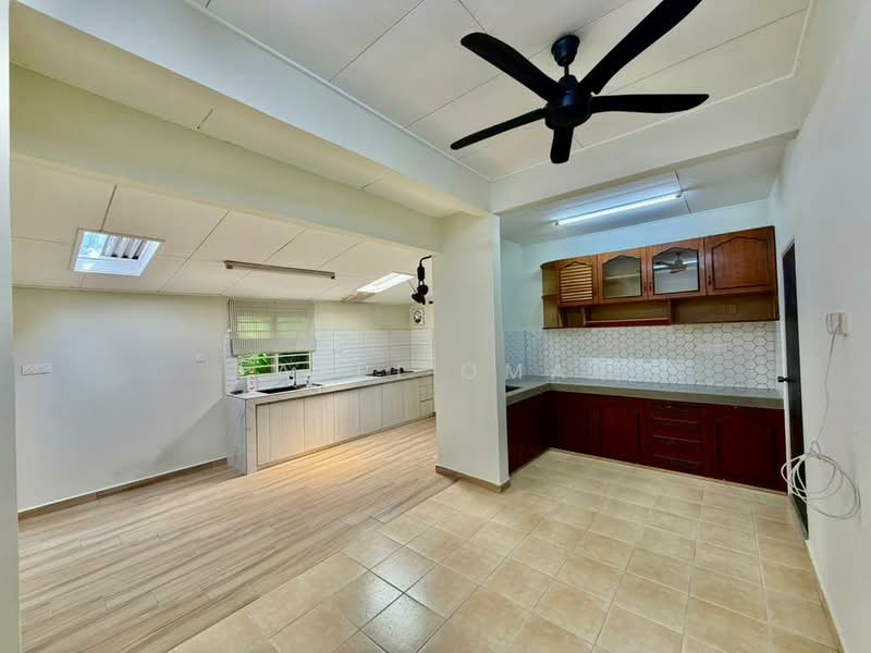 Rumah Berkembar untuk Dijual di Taman Desaria (Nilai) - Fazri Omar - PropertyGuru.com.my