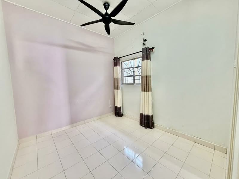 Rumah Berkembar untuk Dijual di Taman Desaria (Nilai) - Fazri Omar - PropertyGuru.com.my
