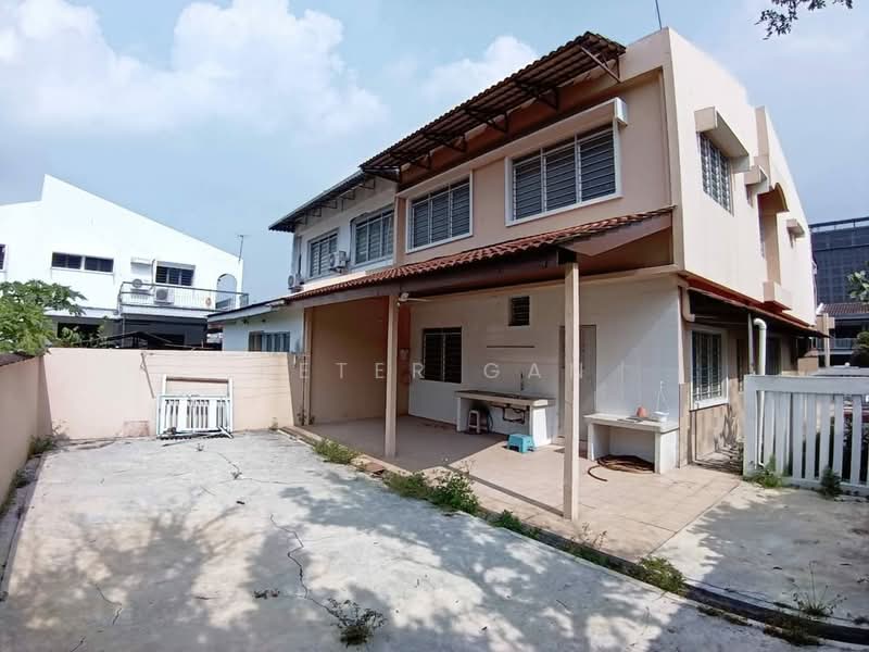 Semi-Detached House for Sale in Taman Ipoh Timur (Ipoh) - Peter Gan - PropertyGuru.com.my