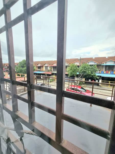 2-storey Terraced House for Sale in Taman Scientex Pasir Gudang (Pasir Gudang) - Kavin Tan - Balcony - PropertyGuru.com.my