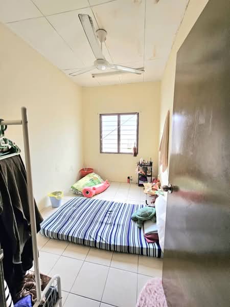 2-storey Terraced House for Sale in Taman Scientex Pasir Gudang (Pasir Gudang) - Kavin Tan - Bedroom - PropertyGuru.com.my