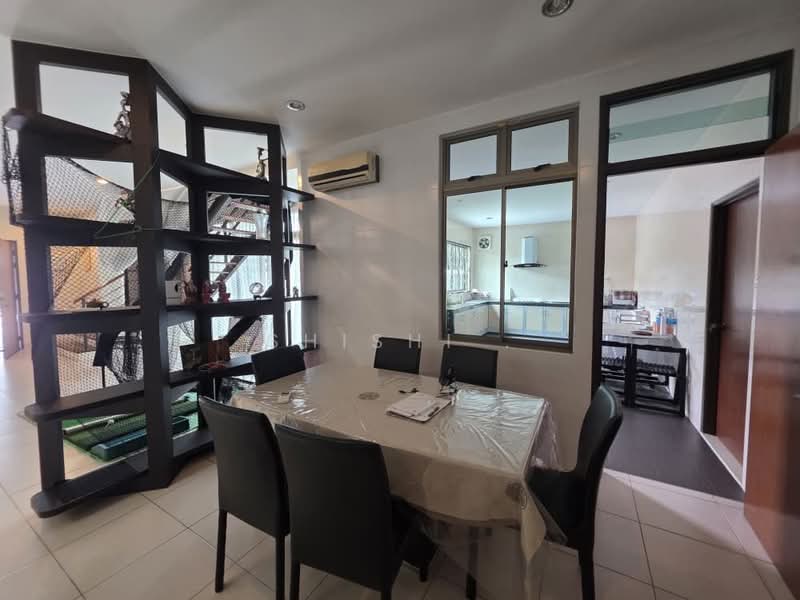 Semi-Detached House for Sale in Taman Sutera Utama (Skudai) - Shishi . - PropertyGuru.com.my