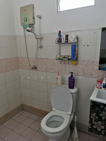 Apartment for Sale at Desa Alor Vista - Jacky Yeoh - Bathroom - PropertyGuru.com.my