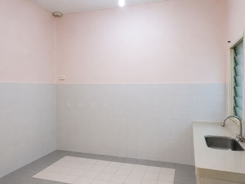 1-storey Terraced House for Rent in Tropicana Indah (Kota Damansara) - Sammi Siah - Kitchen - PropertyGuru.com.my