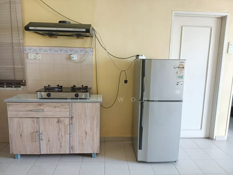 Apartment for Rent at Lake View Suites - Rich Wong - Kitchen - PropertyGuru.com.my