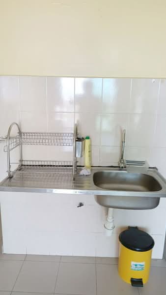 Apartment for Rent at Lake View Suites - Rich Wong - Kitchen - PropertyGuru.com.my