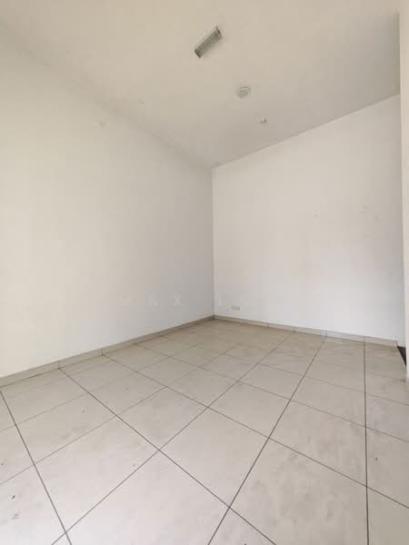 Kilang untuk Disewa di Taman Desa Cemerlang (Ulu Tiram) - Max Loh - Interior - PropertyGuru.com.my