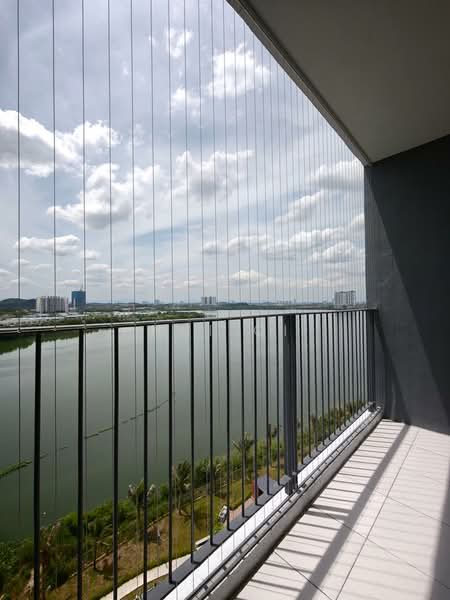 Servis Apartment untuk Disewa di E'Island Lake Haven - Hui Qi - Balcony - PropertyGuru.com.my