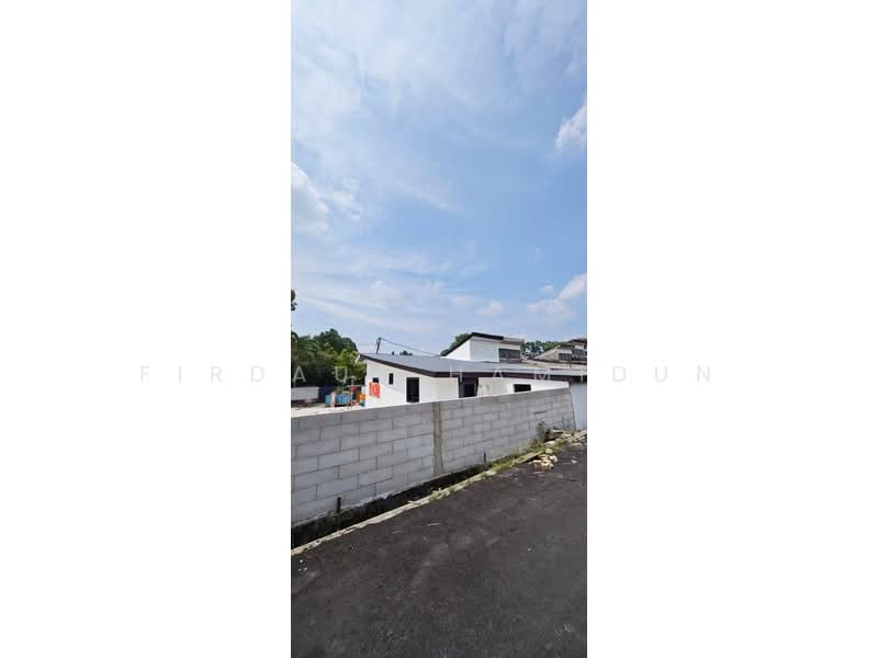 1-storey Terraced House for Sale in Taman Ladang Jaya (Shah Alam) - Firdaus Hamidun - PropertyGuru.com.my